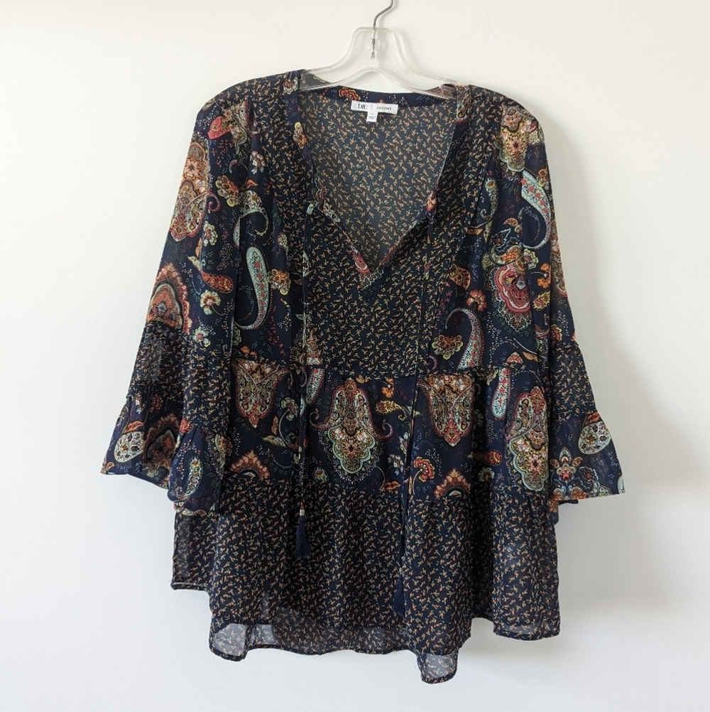 DR2 by Daniel Rainn Paisley Print Peasant Blouse with Bell Sleeves - Size Medium